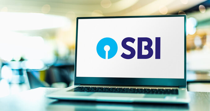 SBI PO Recruitment 2025 notification banner showing application process and important dates.